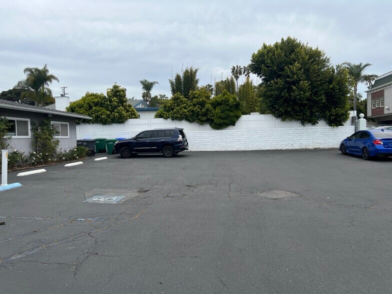 More Photos Of 2808-2810 Pio Pico Dr, Carlsbad Office For Lease