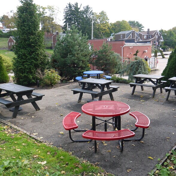 More Photos Of 5384 Mifflin Rd, Pittsburgh Fast Food For Sale