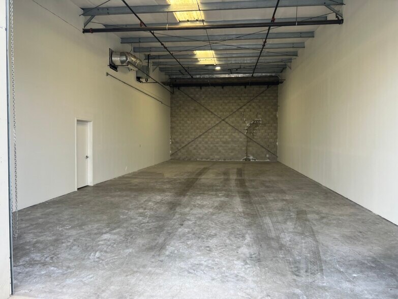 More Photos Of 4609 Glass Ct, Modesto Warehouse For Lease