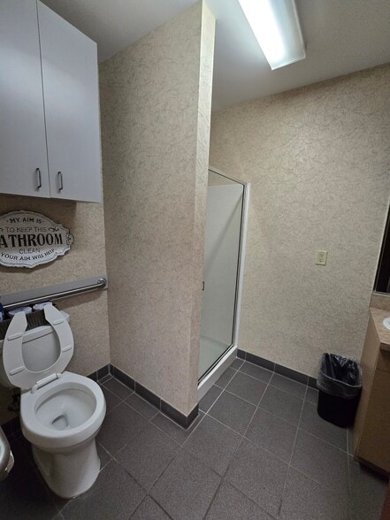 More Photos Of 465 Warren Ave, Longwood Office For Lease