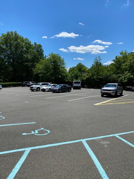 More Photos Of 345 N Main St, New City Office For Sale