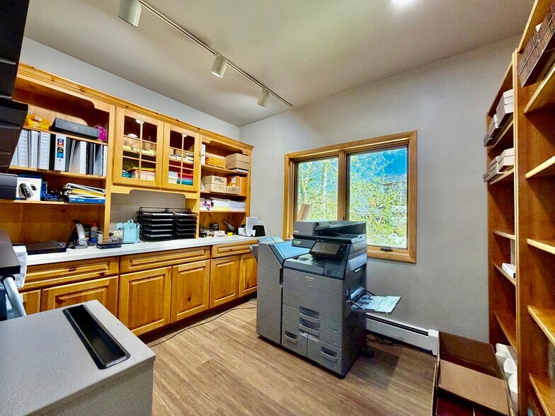 More Photos Of 352 Lake Dillon Dr, Dillon Office For Sale