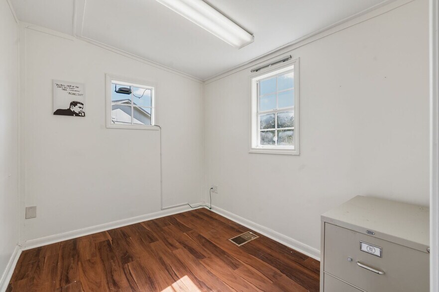 More Photos Of 12159 FM 1097 Rd W, Willis Office For Sale