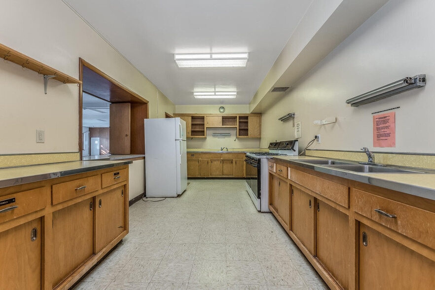 More Photos Of 278 Chambers St, Phillipsburg Religious Facility For Sale