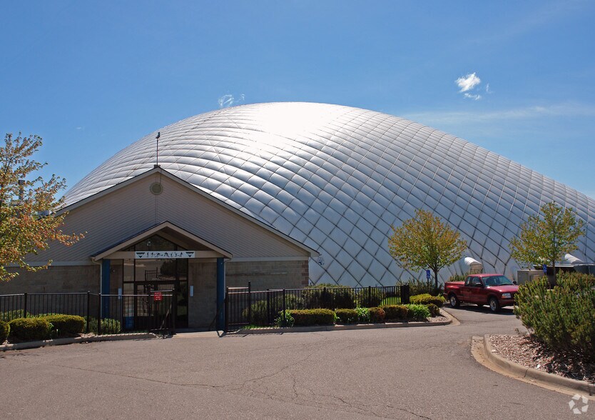 More Photos Of 5328 Highland Rd, Waterford Golf Course Driving Range For Sale
