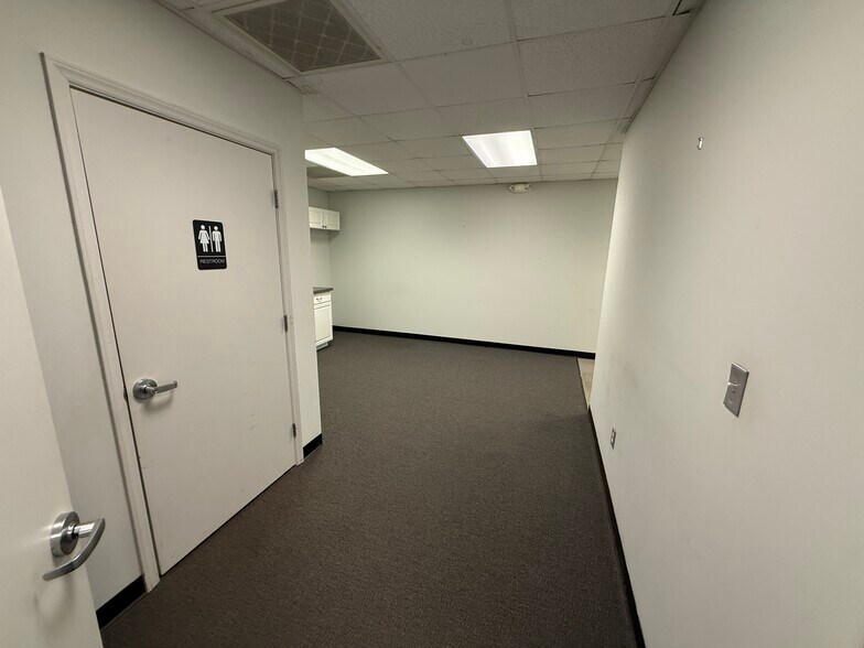 More Photos Of 852 Gold Hill Rd, Fort Mill Office For Sale