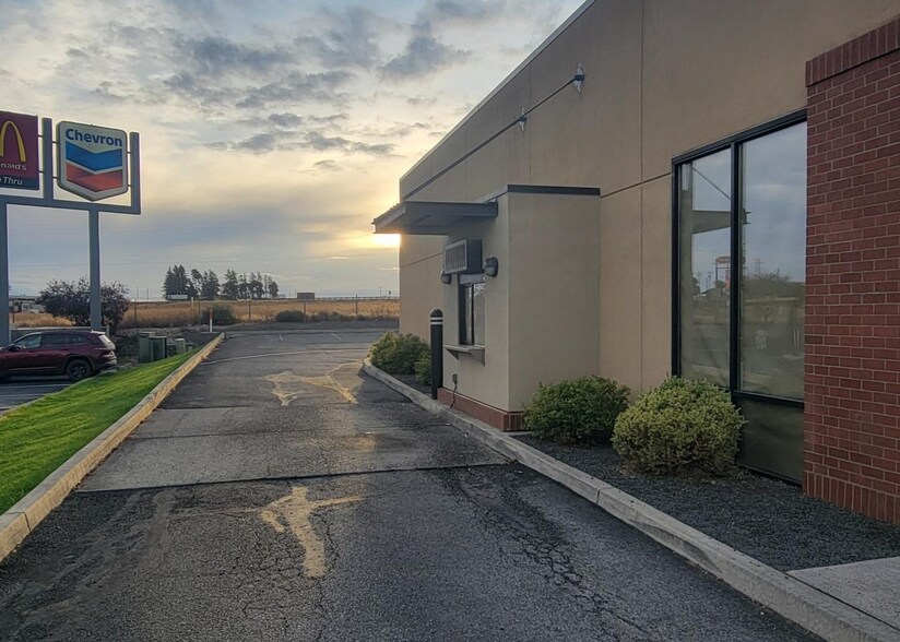 More Photos Of 103 W Galbreath Way, Ritzville Freestanding For Lease