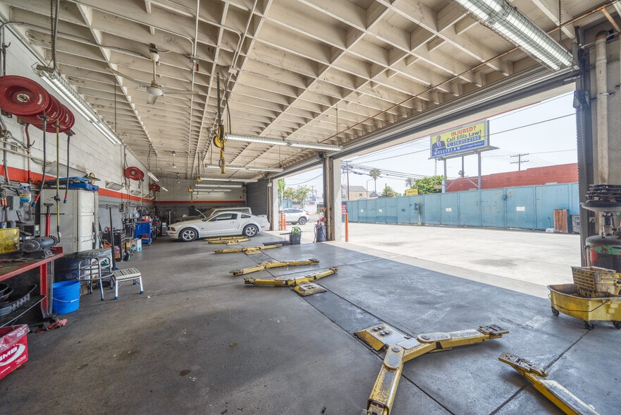 More Photos Of 4320 W Pico Blvd, Los Angeles Auto Repair For Sale