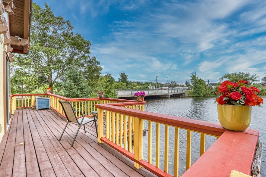 More Photos Of 10429 State Road 27, Hayward Hotel For Sale