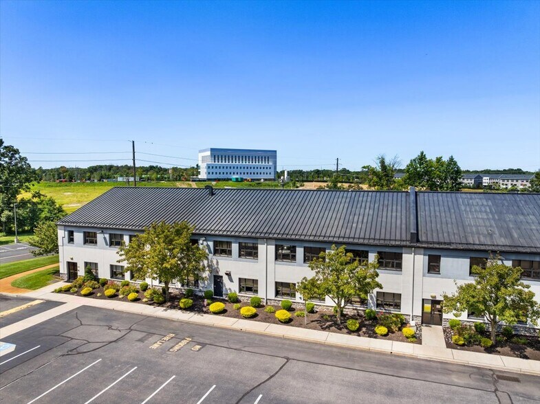 More Photos Of 1 Radar Way, Tinton Falls Office For Lease