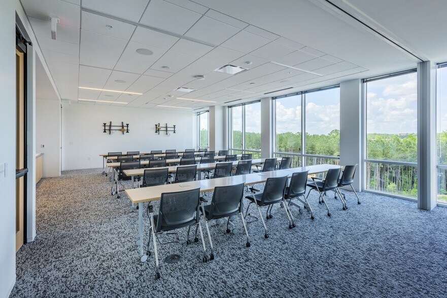 More Photos Of 710 Slater Rd, Morrisville Office For Lease