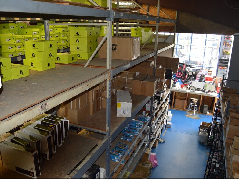 More Photos Of 5005 14th Ave, Columbus Service For Sale