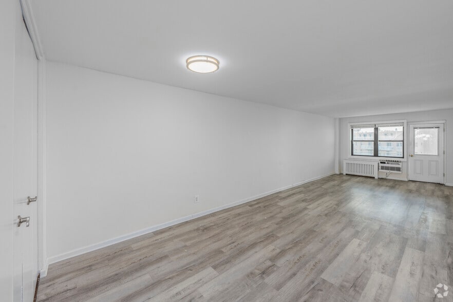More Photos Of 854-860 E Broadway, Long Beach Apartments For Lease