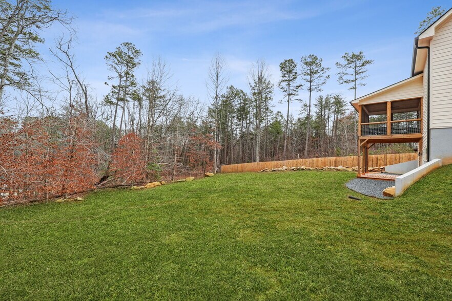 More Photos Of 1300 Preacher Campbell Rd, Clarkesville Multifamily For Sale