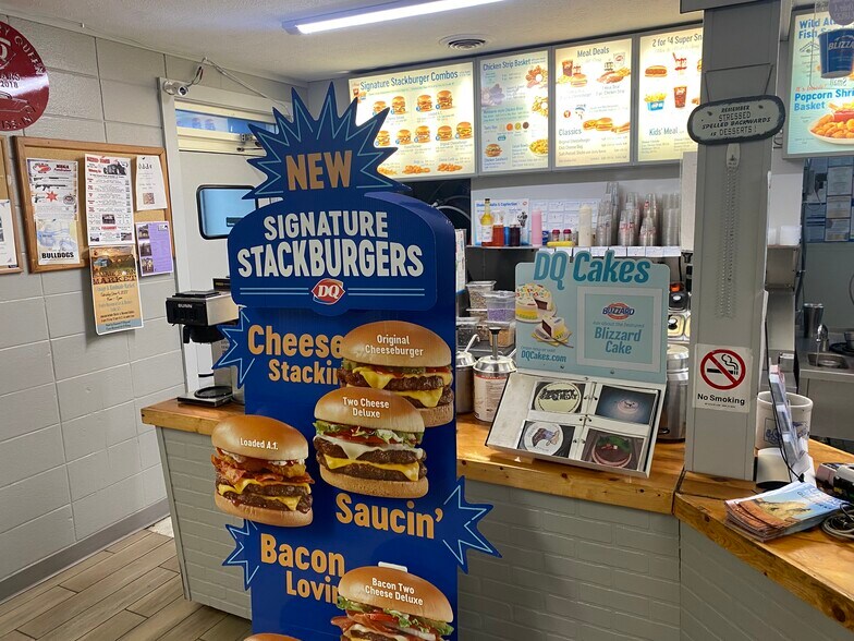 More Photos Of 1307 Castle Rock St, Quinter Freestanding For Sale