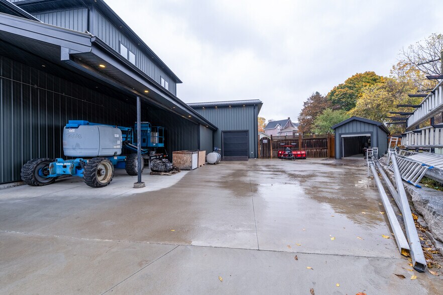 More Photos Of 76 Capron St, Paris Storefront Retail Residential For Sale