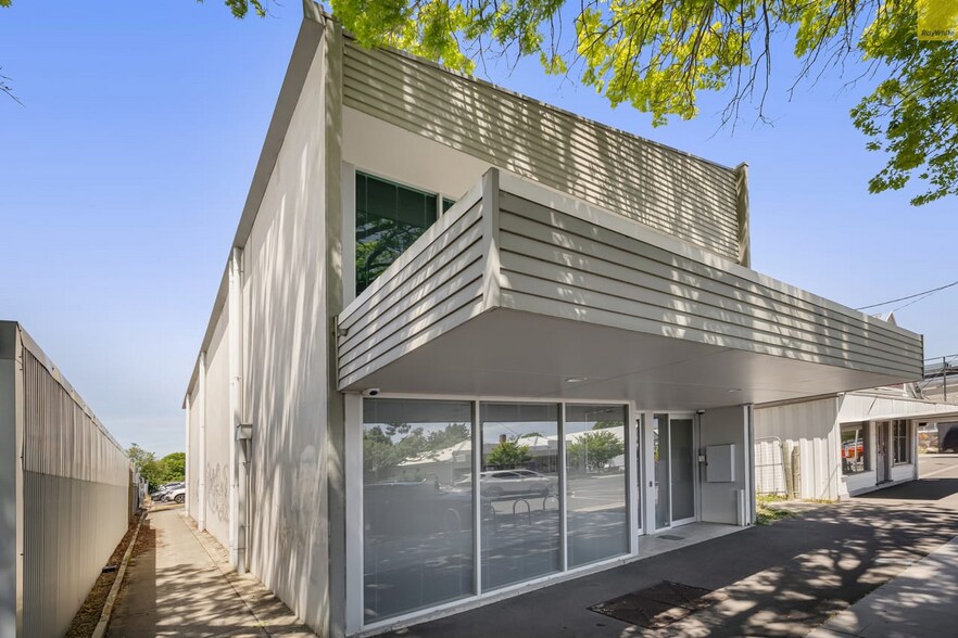 Primary Photo Of 121 Inglis St, Ballan Office For Lease