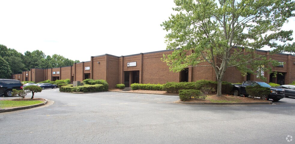 Primary Photo Of 1730 Cumberland Point Dr SE, Marietta Distribution For Lease