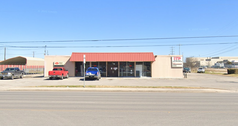 Primary Photo Of 150 S WW White Rd, San Antonio General Retail For Lease