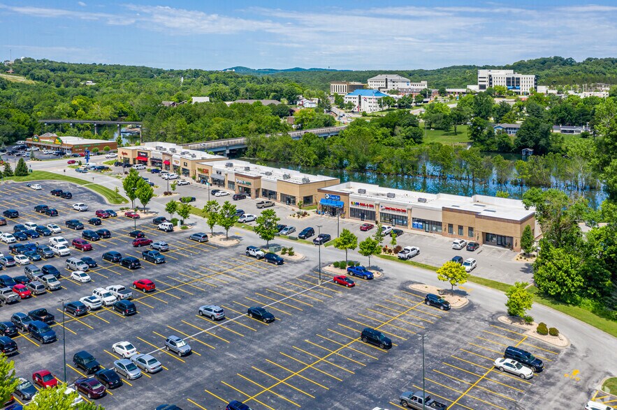 Primary Photo Of 482-490 Branson Landing Blvd, Branson General Retail For Sale