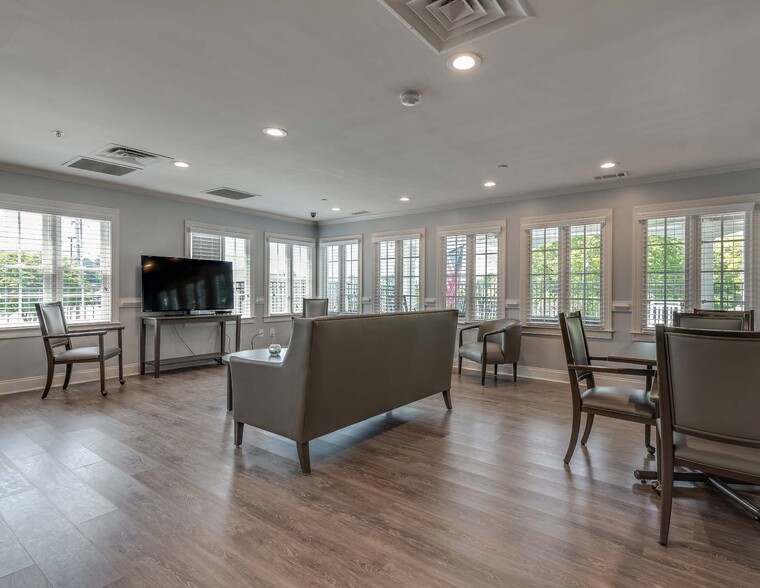 More Photos Of 519 Lawrenceville St, Norcross Assisted Living For Sale