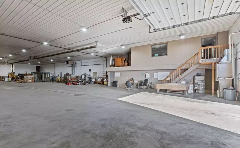 More Photos Of 212 Idaho St, Farrell Manufacturing For Sale