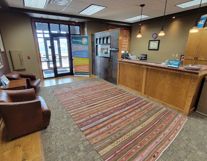 More Photos Of 1610 N Minnesota Ave, Sioux Falls Office For Sale
