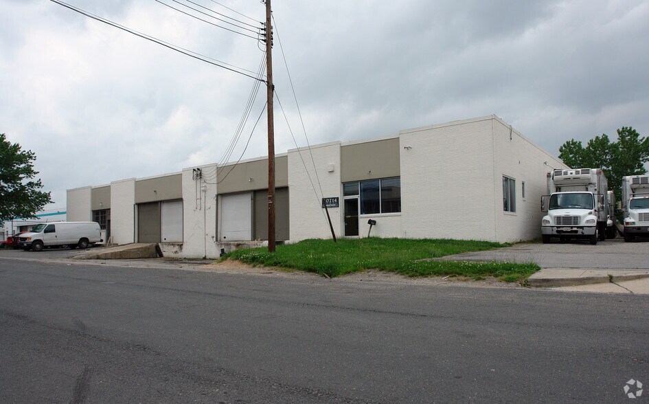 Primary Photo Of 10714 Hanna St, Beltsville Warehouse For Lease