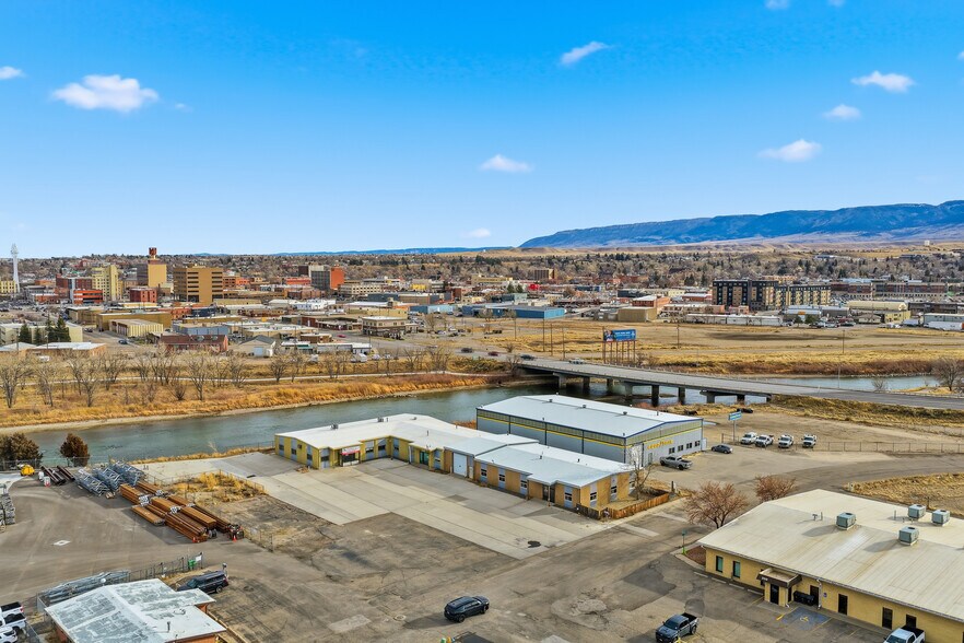 More Photos Of 195 Pronghorn St, Casper Office For Sale