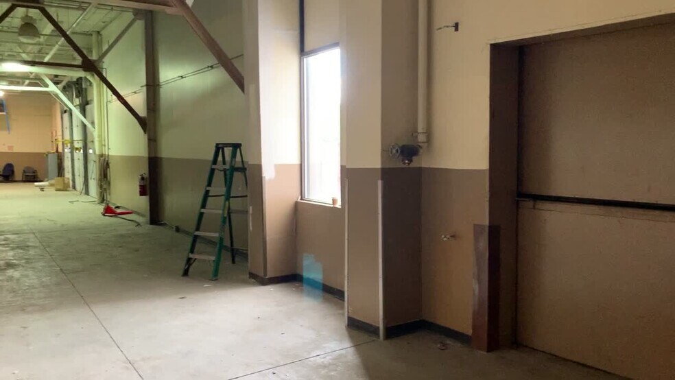 More Photos Of 450 Duane Ave, Schenectady Research And Development For Sale