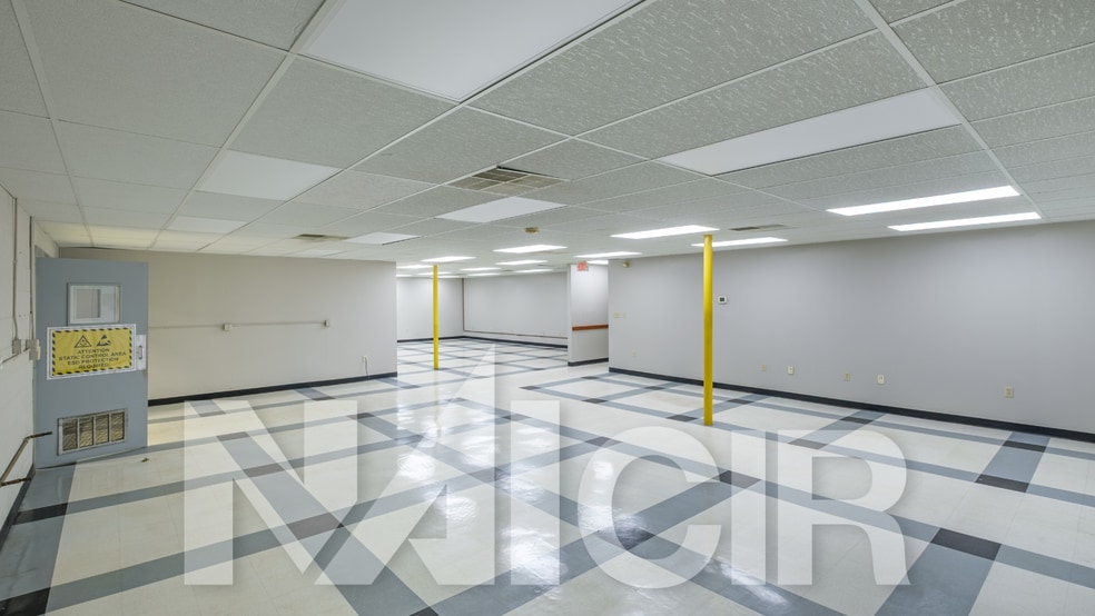 More Photos Of 2850 Lewisberry Rd, York Haven Warehouse For Lease