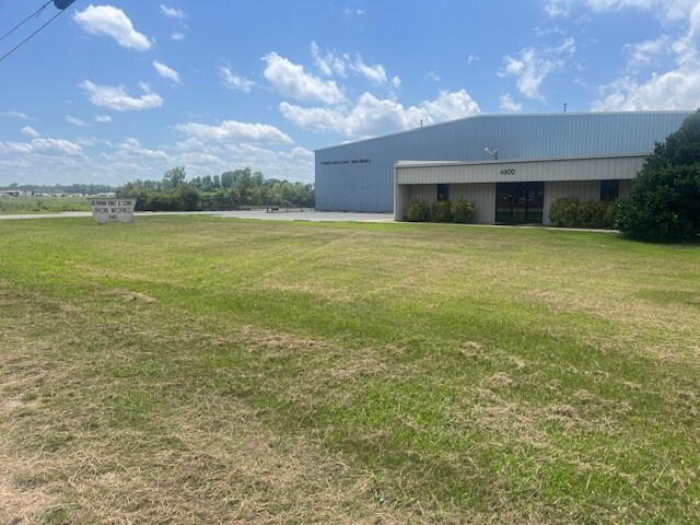 More Photos Of 4900 Thibault Rd, Little Rock Manufacturing For Sale