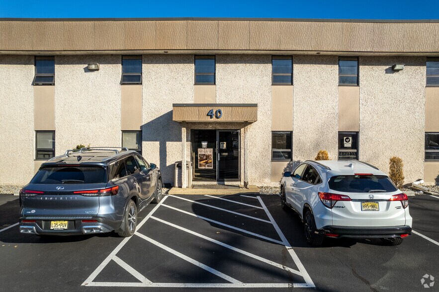 More Photos Of 40 Brunswick Ave, Edison Warehouse For Sale