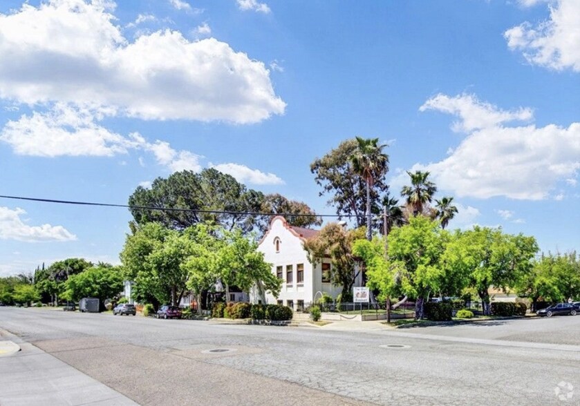 More Photos Of 618 4th St, Corning Office For Sale