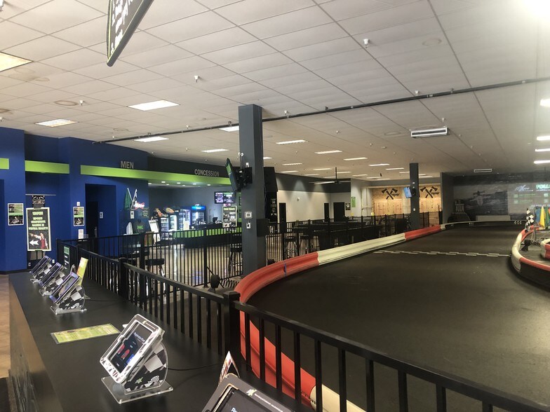 More Photos Of 708 W Kenosha St, Broken Arrow Self Storage For Sale