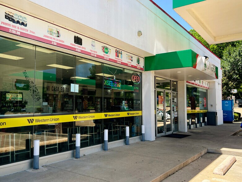 More Photos Of 2002 State Highway 66, Garland Service Station For Sale