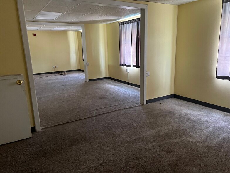 More Photos Of 3715 US Highway 19, New Port Richey Daycare Center For Sale