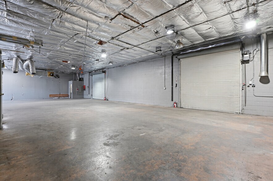 More Photos Of 120 N Pacific St, San Marcos Warehouse For Sale