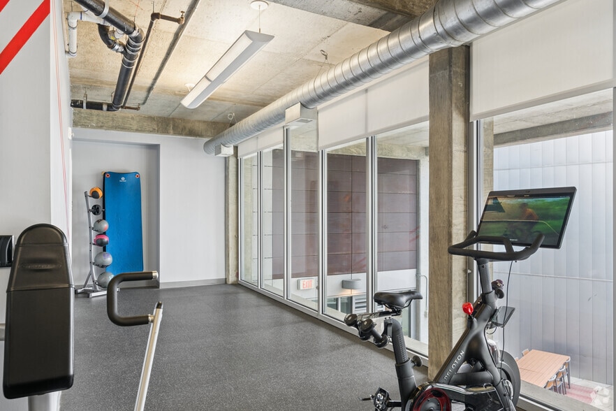 More Photos Of 1924 8th St NW, Washington Apartments For Lease