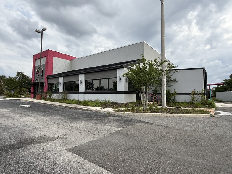 More Photos Of 5320 N Orange Blossom Trl, Orlando Restaurant For Sale