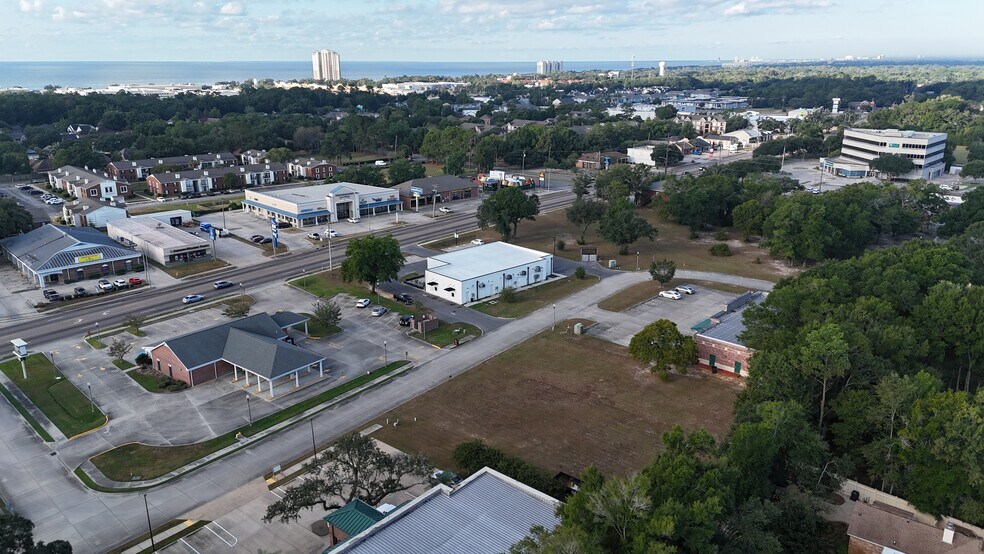 More Photos Of 2556 Marcia Ct, Biloxi Medical For Sale