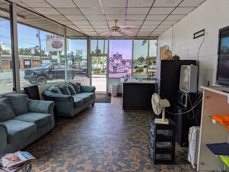 More Photos Of 1000 N Ashley St, Valdosta Auto Dealership For Sale