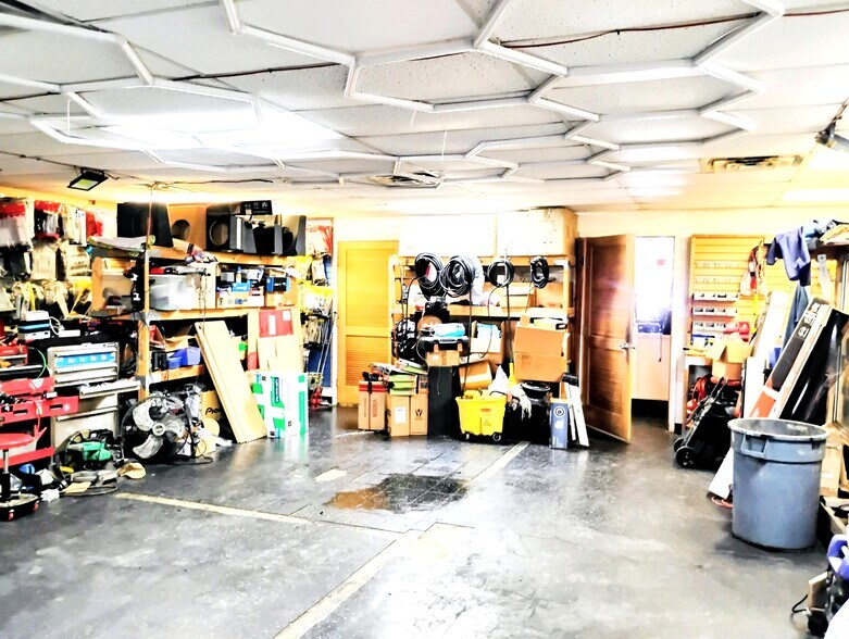 More Photos Of 925 S 77 Sunshine Strip, Harlingen Freestanding For Sale