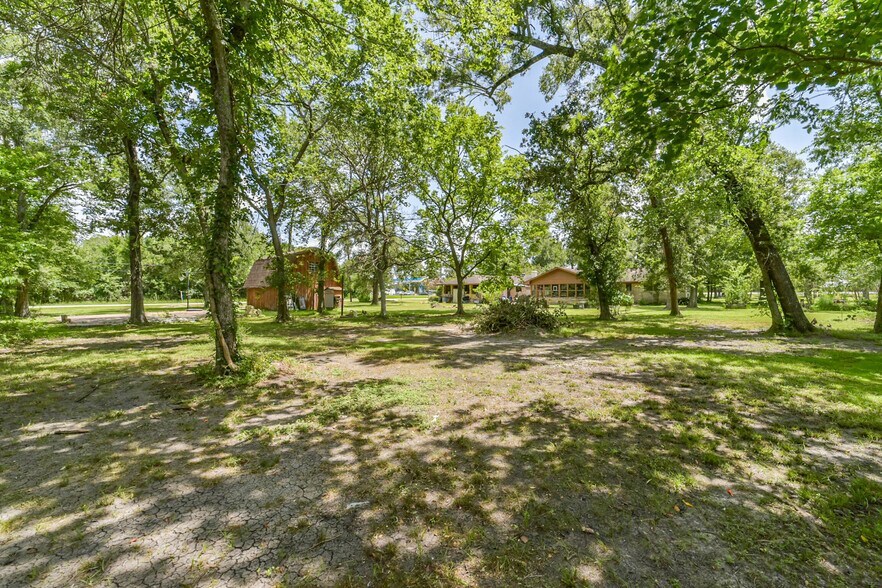 More Photos Of 18519 FM 2100 Rd, Crosby Specialty For Sale