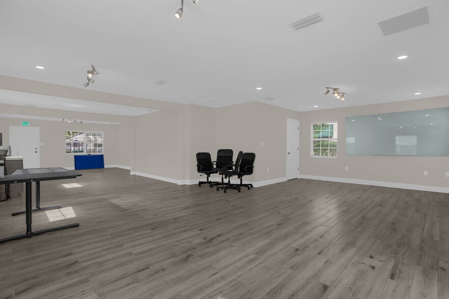 More Photos Of 1501 E Robinson St, Orlando Office Residential For Lease
