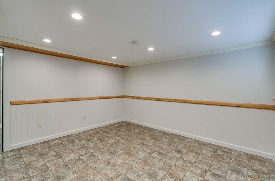 More Photos Of 70 Main St, Canton Office Residential For Sale