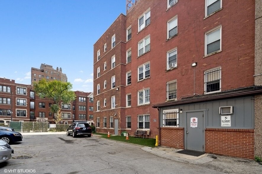 More Photos Of 7270 S South Shore Dr, Chicago Apartments For Sale