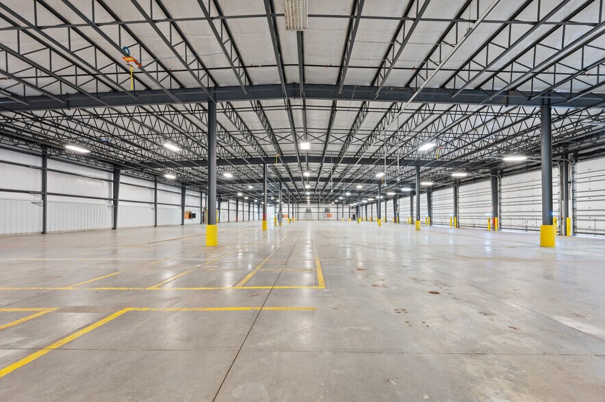 More Photos Of 1744 Evelyn Gandy Pky, Hattiesburg Warehouse For Sale