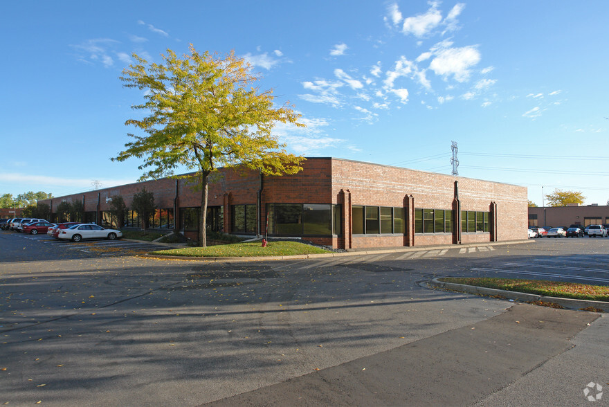 Primary Photo Of 5929 Baker Rd, Minnetonka Flex For Lease