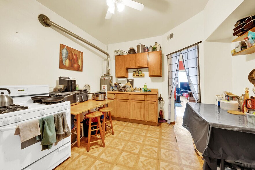 More Photos Of 1150 W Belmont Ave, Chicago Apartments For Sale
